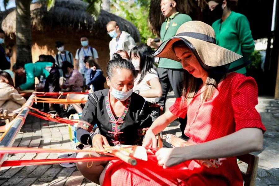 全國網(wǎng)媒探訪從景點旅游向全域旅游轉型“陵水樣本”